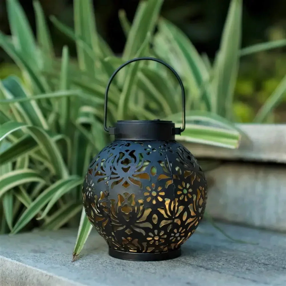 Outdoor Garden Solar Light Iron Art Hanging Light Hollow LED Landscape Light Garden Decoration Projection Light Waterproof