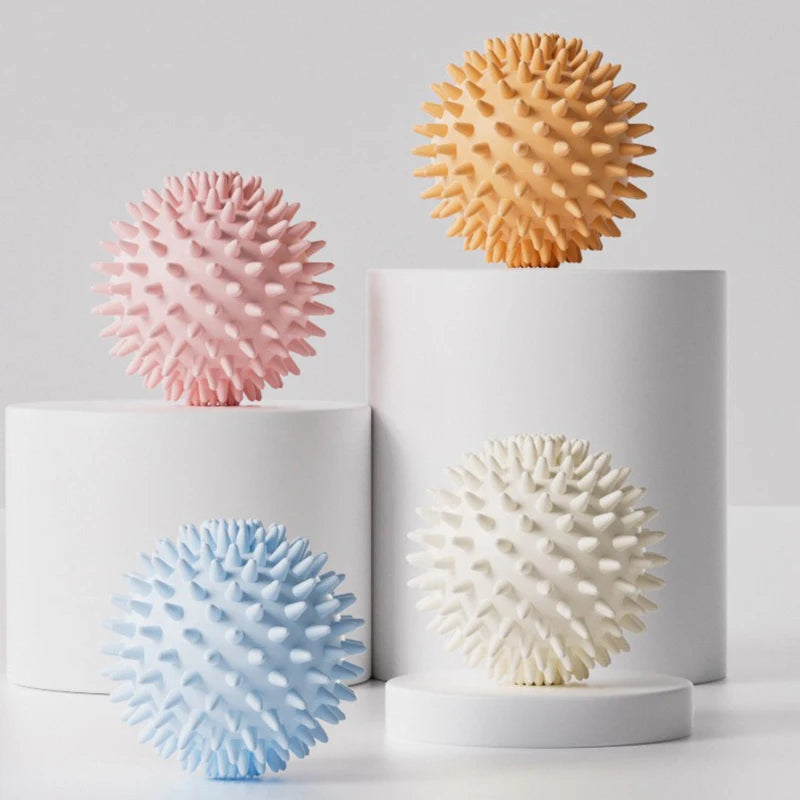 Foot massage ball with spikes pilates yoga Sports Fitness Muscle Relaxation  massage ball plantar fasciitis therapy ball AMQ001