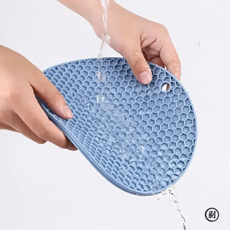 Round Heat Resistant Silicone Mat Drink Cup Coasters Insulation 13.5*13.5cm Non Slip  Placemat Kitchen Accessories Pot Holder